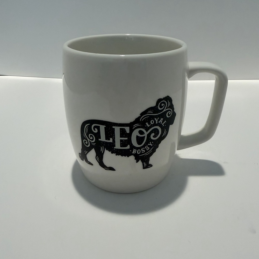 THRESHOLD Mug Coffee Tea Leo Lion‎ Zodiac August Birthday Gift Porcelain